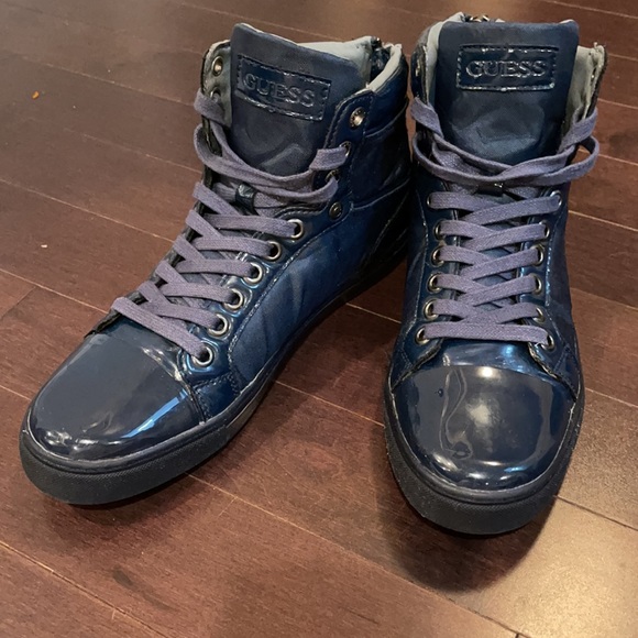 Men’s Guess Ankle Sneakers - Picture 2 of 7